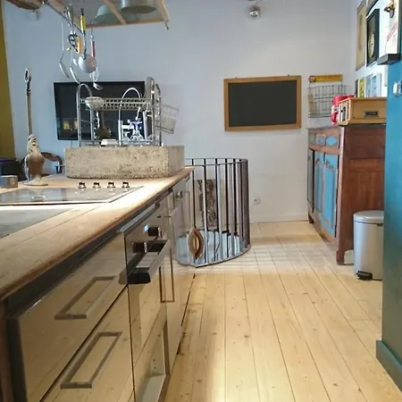 La maison du brocanteur Aigueze Extérieur photo